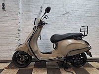 Piaggio vespa primavera 25 km snorscooter 4takt