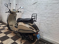 Piaggio vespa primavera 25 km snorscooter 4takt - afbeelding 2 van  7
