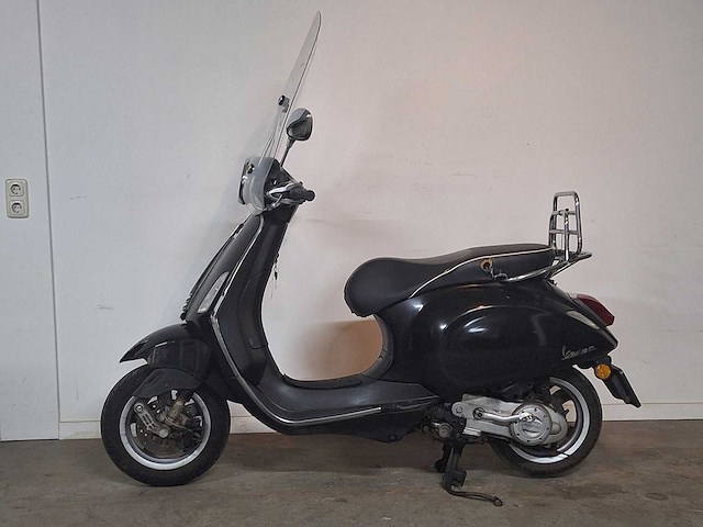 Piaggio vespa primavera 25 km snorscooter 4takt - afbeelding 1 van  7