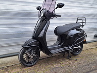 Piaggio vespa primavera 45 km bromscooter - afbeelding 2 van  7