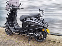 Piaggio vespa primavera 45 km bromscooter - afbeelding 3 van  7