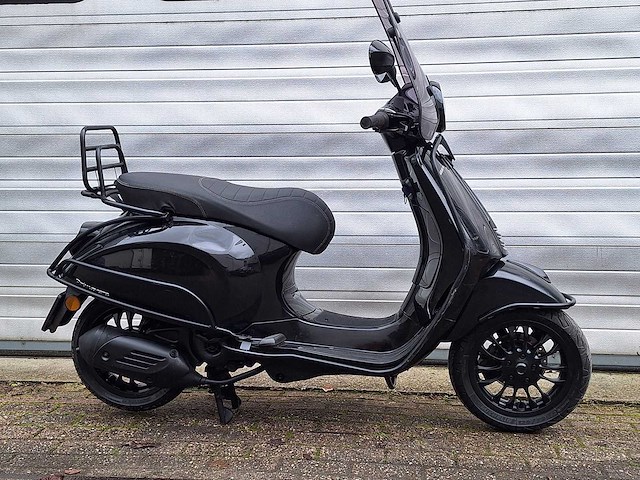 Piaggio vespa primavera 45 km bromscooter - afbeelding 6 van  7