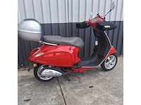 Piaggio vespa primavera motorcycle - afbeelding 4 van  8