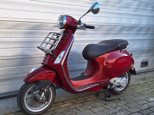 Piaggio vespa primavera touring 45 km bromscooter 4takt - afbeelding 1 van  4