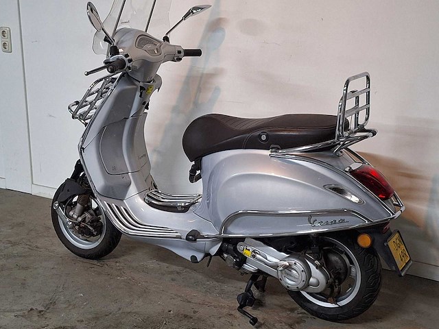 Piaggio vespa primavera touring 45 km bromscooter 4takt - afbeelding 3 van  7