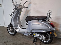 Piaggio vespa primavera touring 45 km bromscooter 4takt - afbeelding 3 van  7