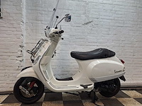 Piaggio vespa s 45 km bromscooter 4takt - afbeelding 1 van  7