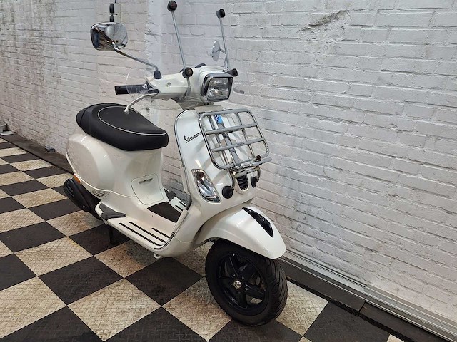 Piaggio vespa s 45 km bromscooter 4takt - afbeelding 6 van  7