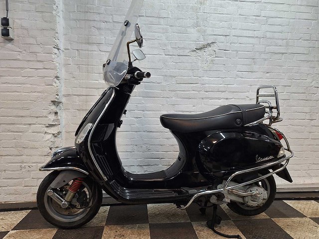 Piaggio vespa s 45 km bromscooter 4takt - afbeelding 1 van  7