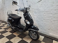 Piaggio vespa s 45 km bromscooter 4takt - afbeelding 6 van  7
