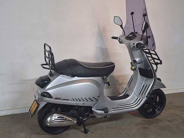Piaggio vespa s 45 km bromscooter 4takt - afbeelding 7 van  7