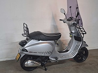 Piaggio vespa s 45 km bromscooter 4takt - afbeelding 7 van  7