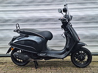 Piaggio vespa sprint 125cc motorscooter - afbeelding 6 van  7