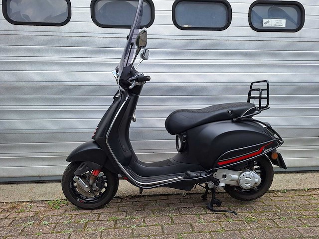 Piaggio vespa sprint 25 km snorscooter 4takt - afbeelding 1 van  7