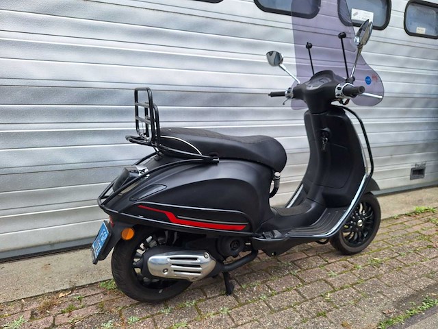 Piaggio vespa sprint 25 km snorscooter 4takt - afbeelding 6 van  7