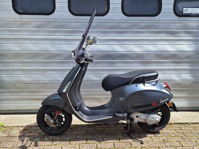 Piaggio vespa sprint 25 km snorscooter 4takt - afbeelding 1 van  5