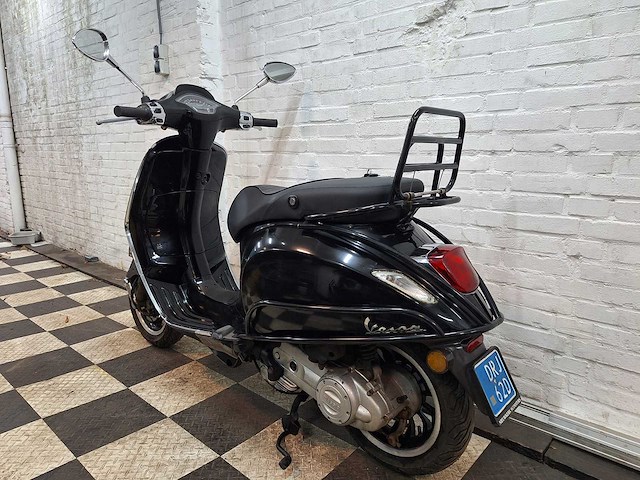 Piaggio vespa sprint 25km snorscooter 4-takt - afbeelding 3 van  7