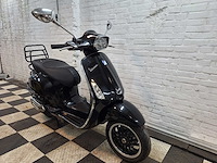 Piaggio vespa sprint 25km snorscooter 4-takt - afbeelding 6 van  7