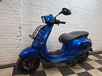 Piaggio vespa sprint 45 km bromscooter 4takt - afbeelding 2 van  7