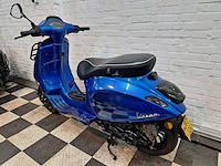 Piaggio vespa sprint 45 km bromscooter 4takt - afbeelding 3 van  7
