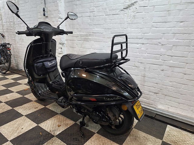 Piaggio vespa sprint 45 km bromscooter 4takt - afbeelding 3 van  7