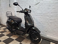 Piaggio vespa sprint 45 km bromscooter 4takt - afbeelding 7 van  7