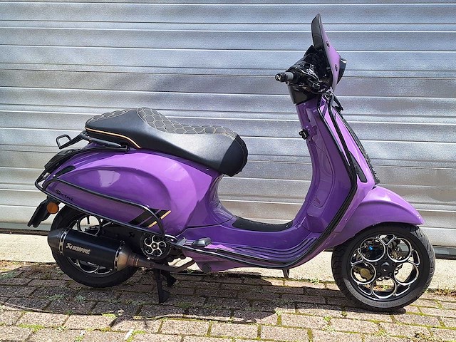 Piaggio vespa sprint 45 km bromscooter 4takt - afbeelding 2 van  5