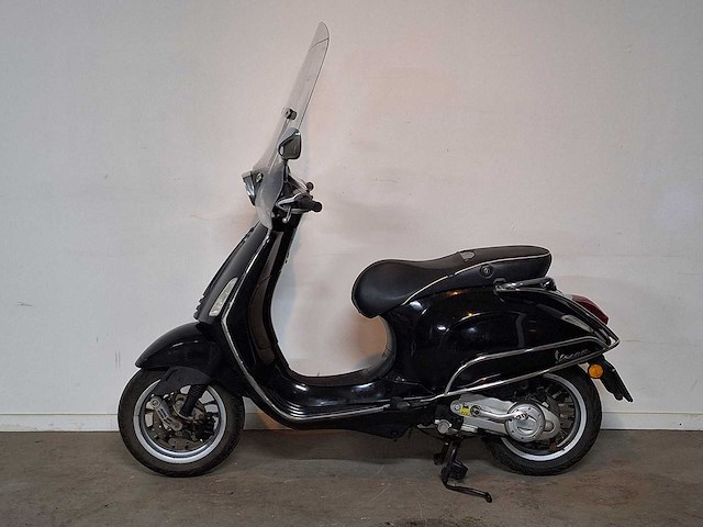 Piaggio vespa sprint 45 km bromscooter 4takt - afbeelding 4 van  7