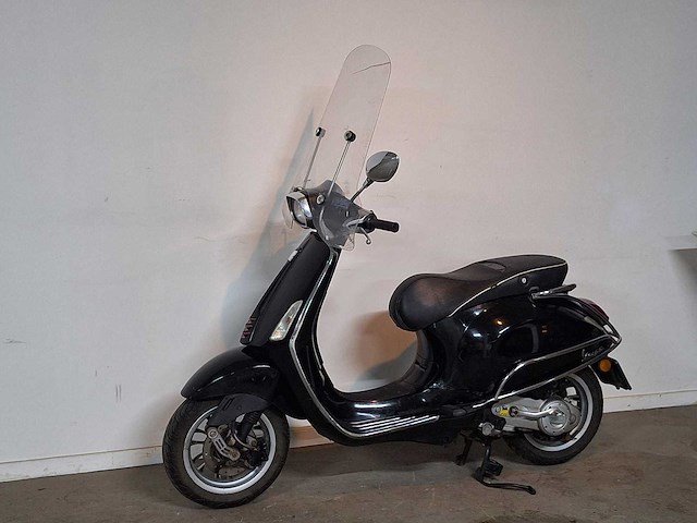 Piaggio vespa sprint 45 km bromscooter 4takt - afbeelding 1 van  7