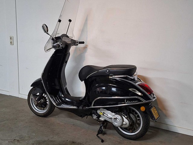Piaggio vespa sprint 45 km bromscooter 4takt - afbeelding 5 van  7