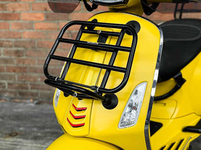 Piaggio vespa sprint 4t -custom- 2017, dkv-91-v scooter - afbeelding 23 van  28