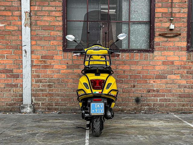 Piaggio vespa sprint 4t -custom- 2017, dkv-91-v scooter - afbeelding 8 van  28
