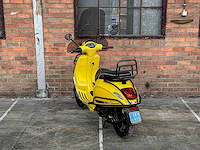 Piaggio vespa sprint 4t -custom- 2017, dkv-91-v scooter - afbeelding 13 van  28