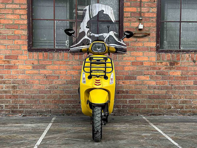 Piaggio vespa sprint 4t -custom- 2017, dkv-91-v scooter - afbeelding 26 van  28