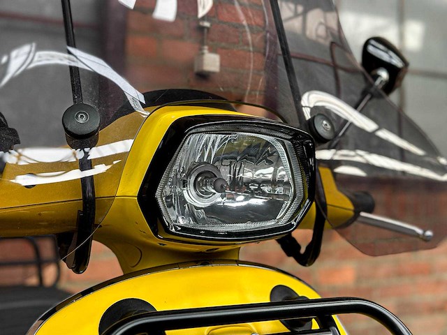 Piaggio vespa sprint 4t -custom- 2017, dkv-91-v scooter - afbeelding 28 van  28