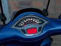 Piaggio vespa sprint 4t 2014, f-840-xr scooter - afbeelding 9 van  22