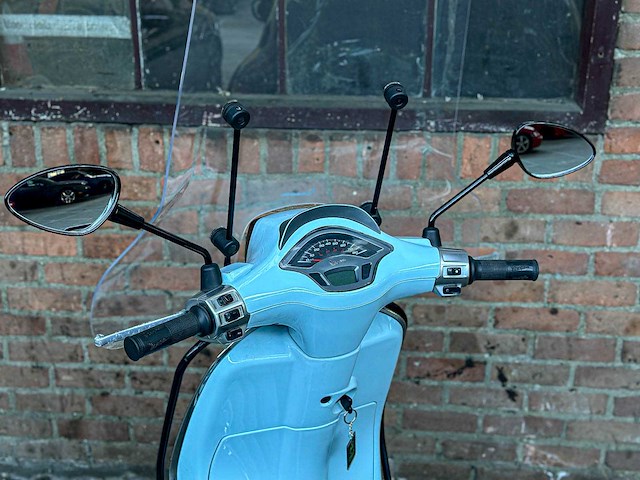 Piaggio vespa sprint 4t 2014 scooter, f-653-xt - afbeelding 17 van  18