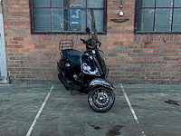 Piaggio vespa sprint 4t 2015, ddg-75-v scooter - afbeelding 16 van  19