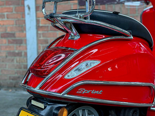 Piaggio vespa sprint 4t 2015, f-581-zf scooter - afbeelding 15 van  20