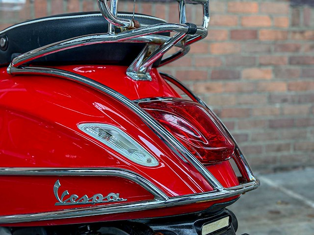 Piaggio vespa sprint 4t 2015, f-581-zf scooter - afbeelding 18 van  20