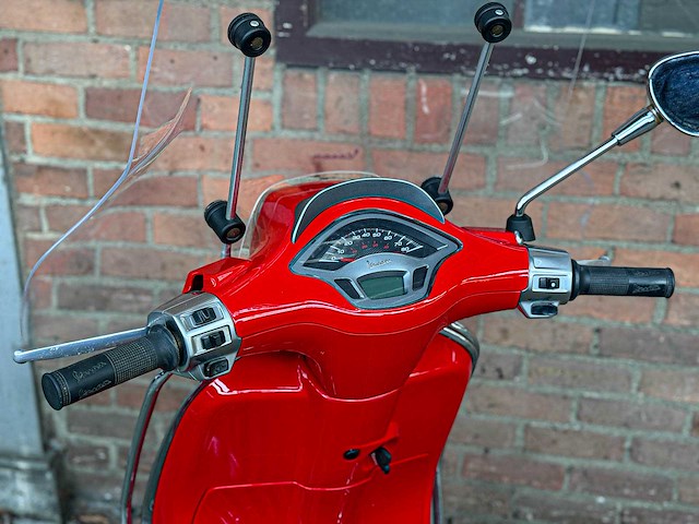 Piaggio vespa sprint 4t 2015, f-581-zf scooter - afbeelding 1 van  20