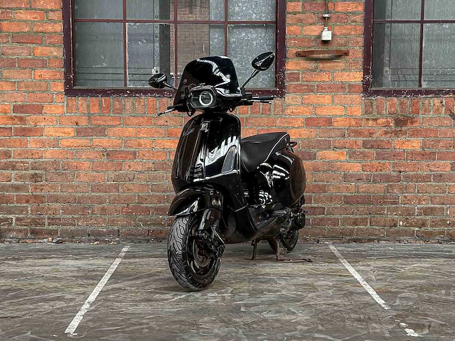 Piaggio vespa sprint 4t custom 2014, f-443-vl scooter - afbeelding 1 van  18