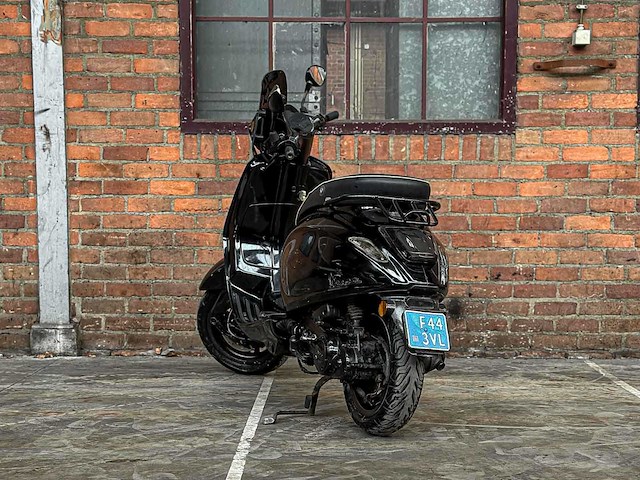 Piaggio vespa sprint 4t custom 2014, f-443-vl scooter - afbeelding 4 van  17