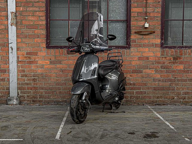 Piaggio vespa sprint 4t (custom) 2016, dgx-82-b scooter - afbeelding 19 van  25