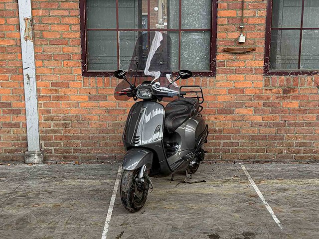 Piaggio vespa sprint 4t (custom) 2016, dgx-82-b scooter - afbeelding 20 van  25
