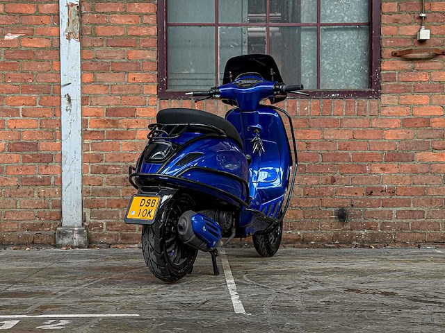 Piaggio vespa sprint 4t sport -custom- scooter, dsb-10-k - afbeelding 1 van  3