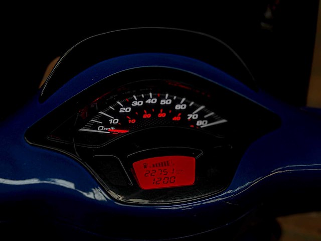 Piaggio vespa sprint 4t sport -custom- scooter, dsb-10-k - afbeelding 2 van  3