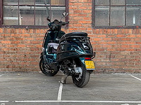 Piaggio vespa sprint 4t sport 80cc (custom) -akrapovic- 2014 scooter, f-277-zh - afbeelding 8 van  24