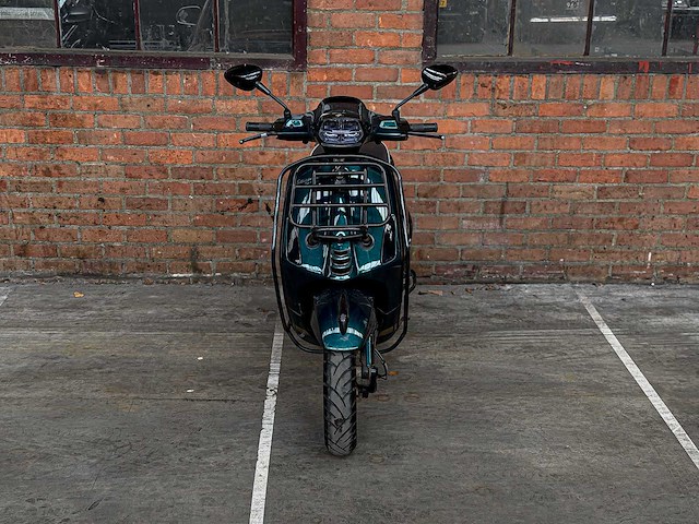 Piaggio vespa sprint 4t sport 80cc (custom) -akrapovic- 2014 scooter, f-277-zh - afbeelding 22 van  24