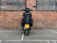 Piaggio vespa sprint 4t sport 80cc (custom) -akrapovic- 2014 scooter, f-277-zh - afbeelding 5 van  24